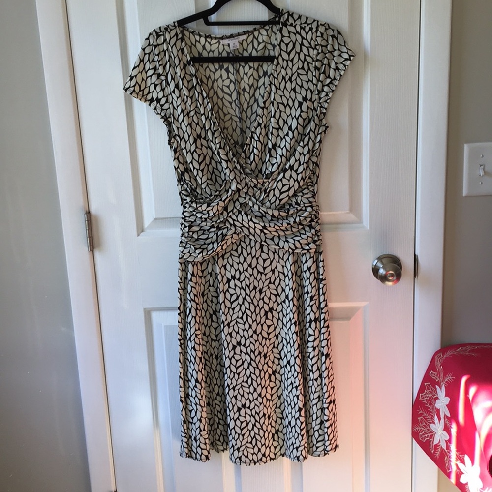 Black and white fit and flare dress size 16